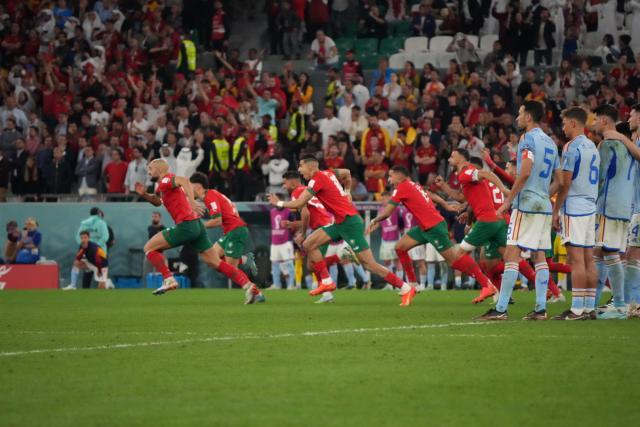 【手记】咆哮的4万摩尔人联军，欢呼的西班牙记者